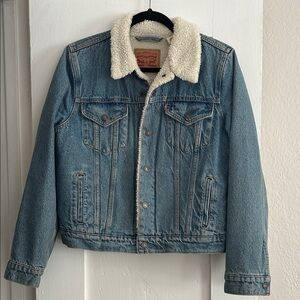 Levi's Light Blue Denim Jacket with Sherpa Lining - Small